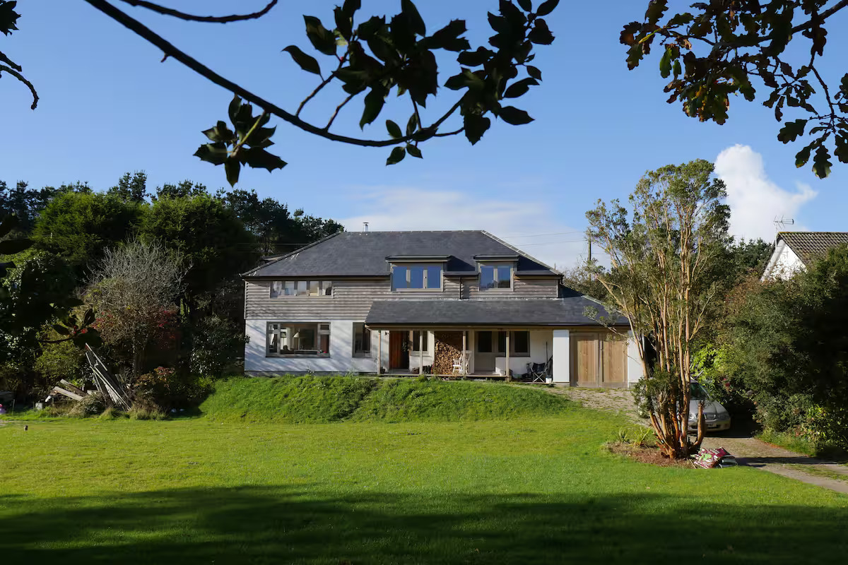 property preview  Guest house in Falmouth, United Kingdom